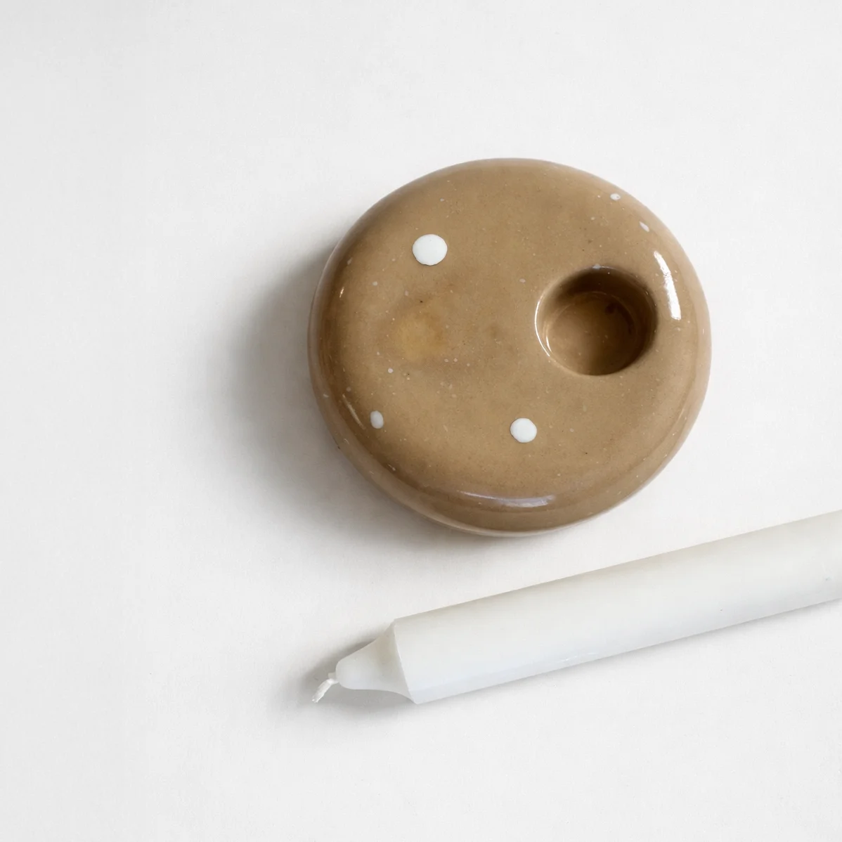 Pebble Candle Holder - Mochaccino Dust