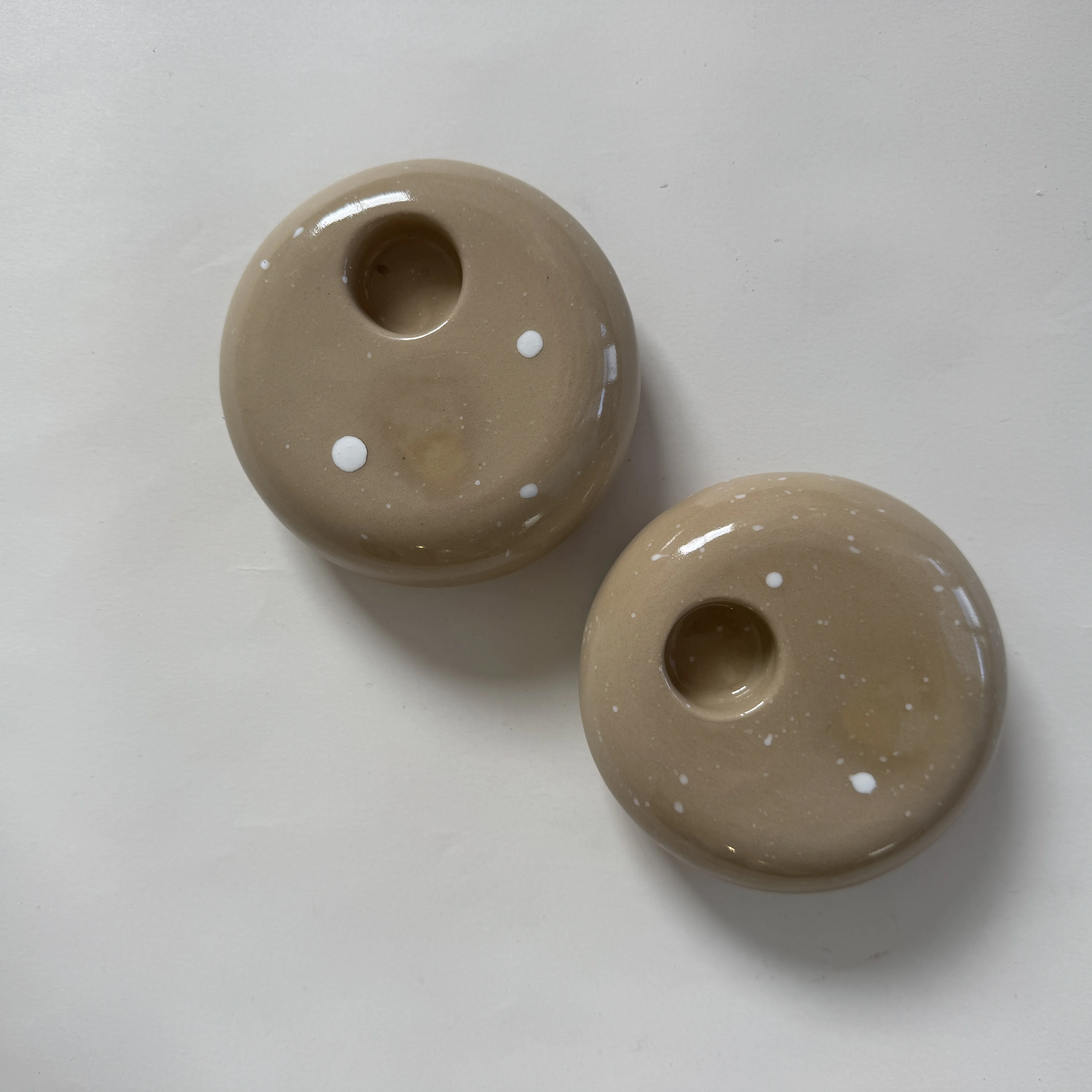 Pebble Candle Holder - Mochaccino Dust view 2