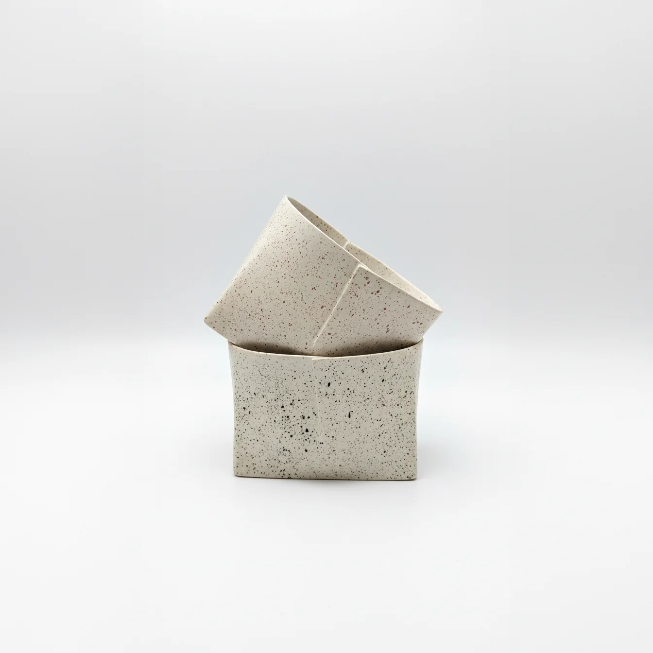 Napkin Vase - Olive Dust view 2